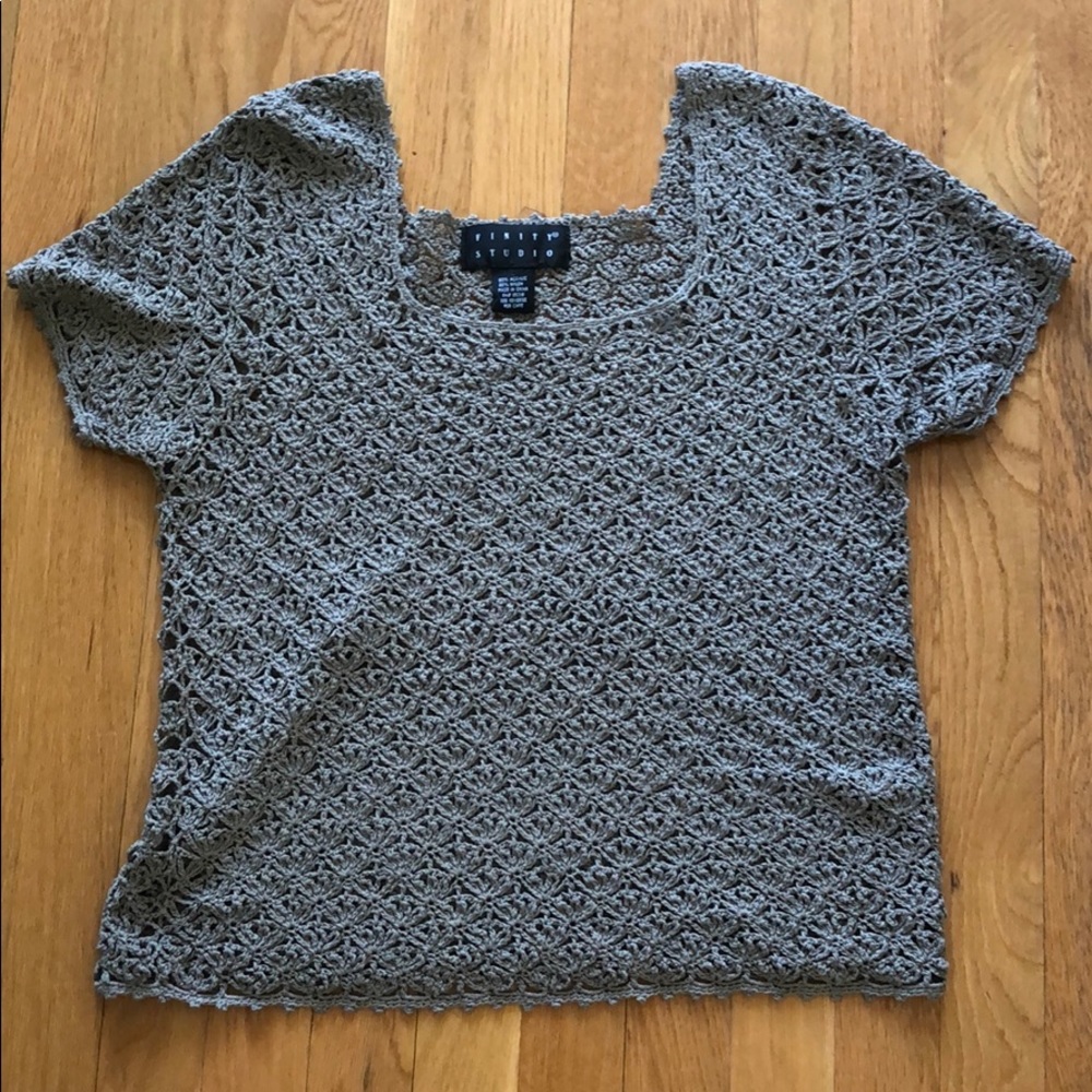short sleeves sweater